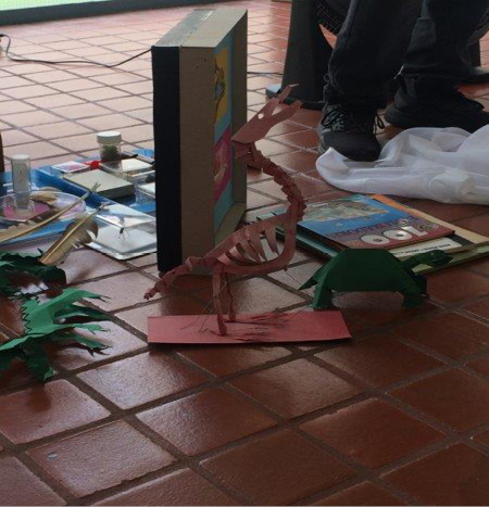 C:\Users\Usuario\Pictures\foto kirigami ave.jpg