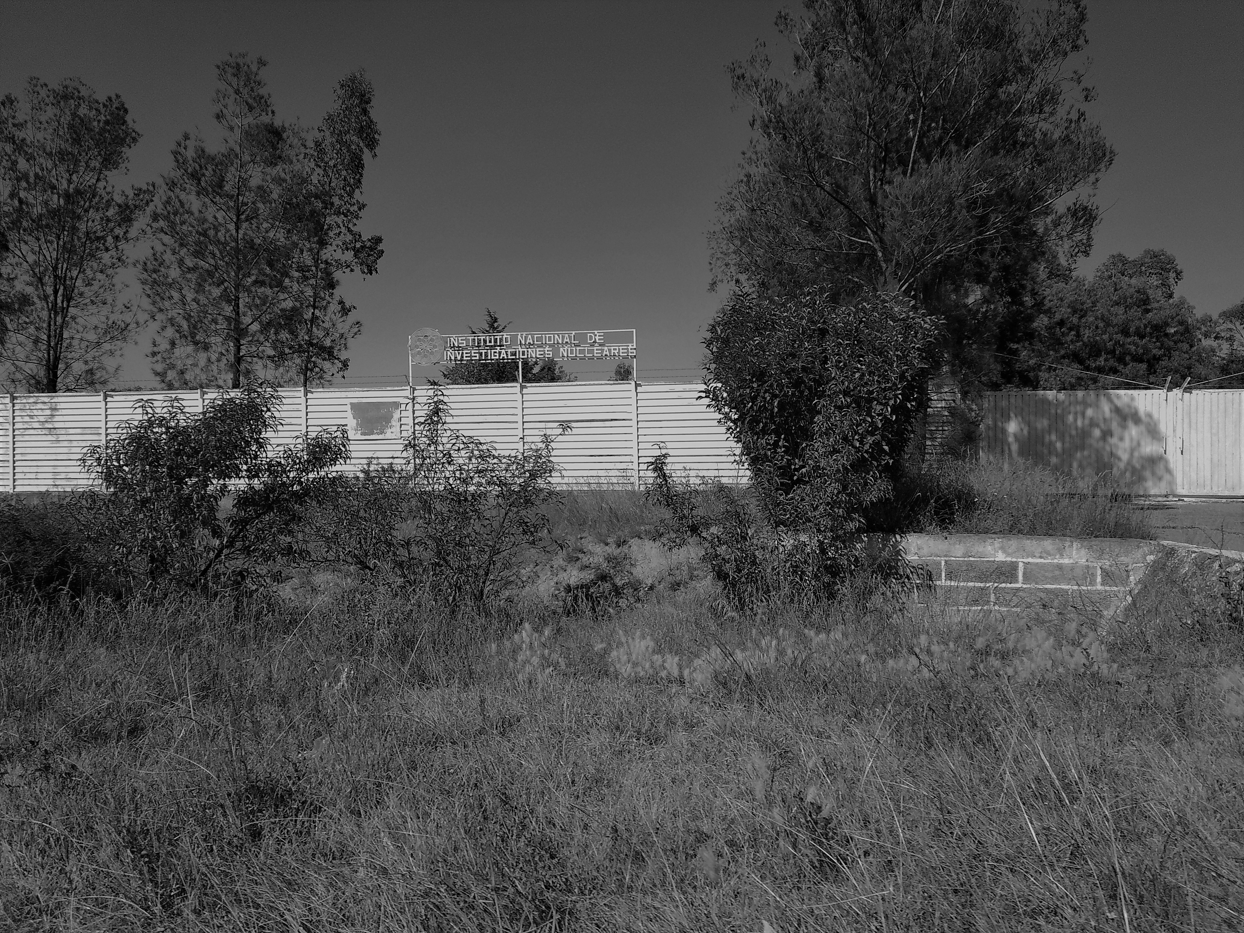 Main façade of the Radioactive Storage and Waste Center (CADER). Source: Edgar Delgado Hernández.