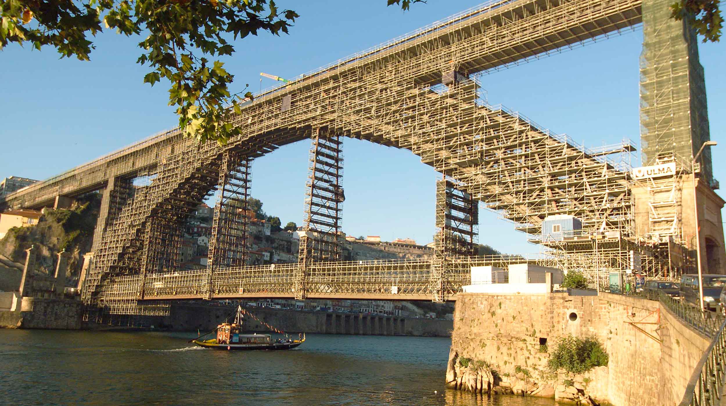 D. Luís I Bridge, in Porto. Public domain image